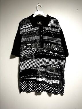Y2K Akademiks Vintage Graphic Black & White Button Henley Top
